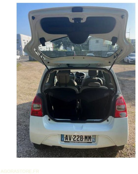 RENAULT TWINGO - سيارة: صورة 4 RENAULT TWINGO - سيارة: صورة 4