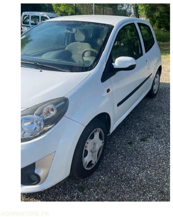 RENAULT TWINGO - سيارة: صورة 2 RENAULT TWINGO - سيارة: صورة 2