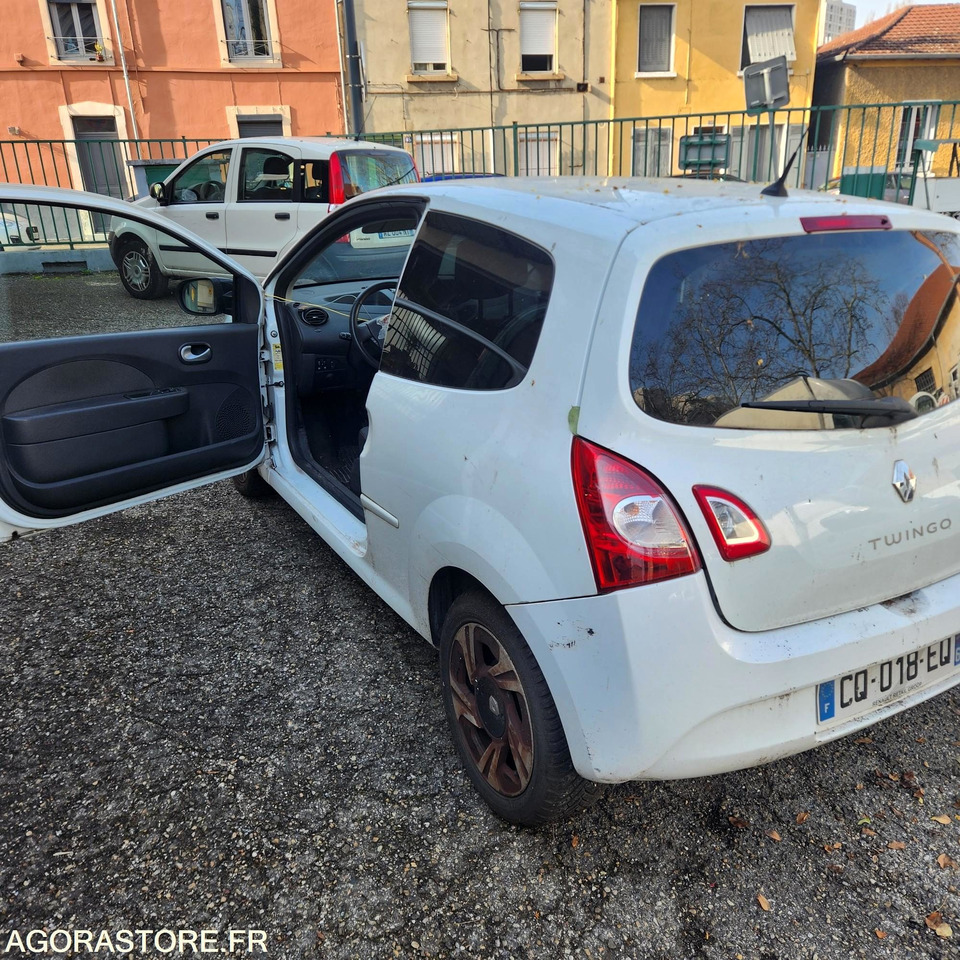 RENAULT TWINGO - سيارة: صورة 3 RENAULT TWINGO - سيارة: صورة 3