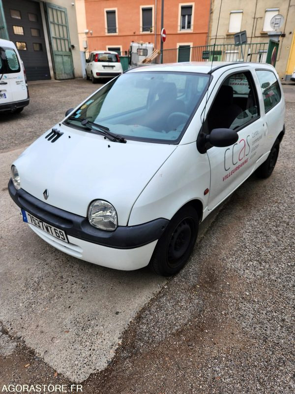 RENAULT TWINGO - سيارة: صورة 1 RENAULT TWINGO - سيارة: صورة 1