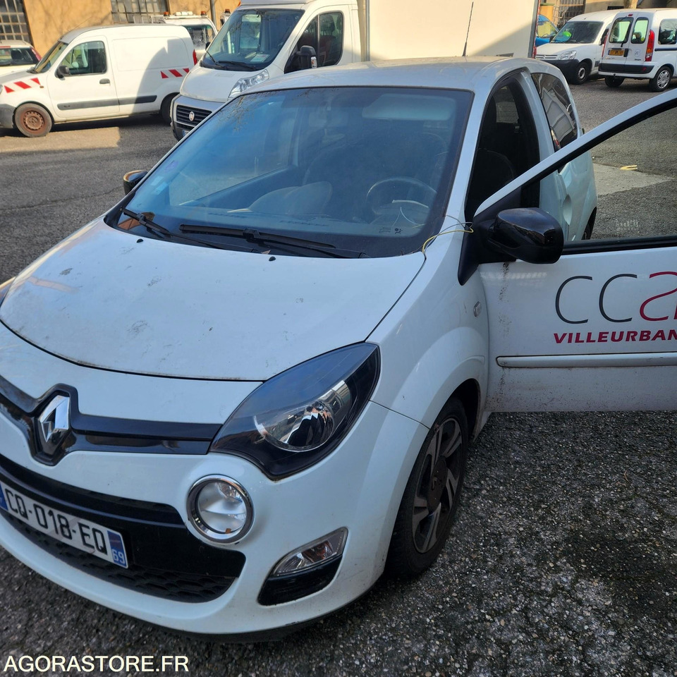 RENAULT TWINGO - سيارة: صورة 2 RENAULT TWINGO - سيارة: صورة 2