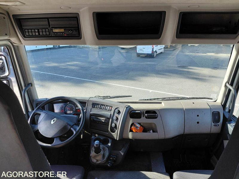 RENAULT midlum 240 - 2009 - 301686 Kms - شاحنة: صورة 5 RENAULT midlum 240 - 2009 - 301686 Kms - شاحنة: صورة 5