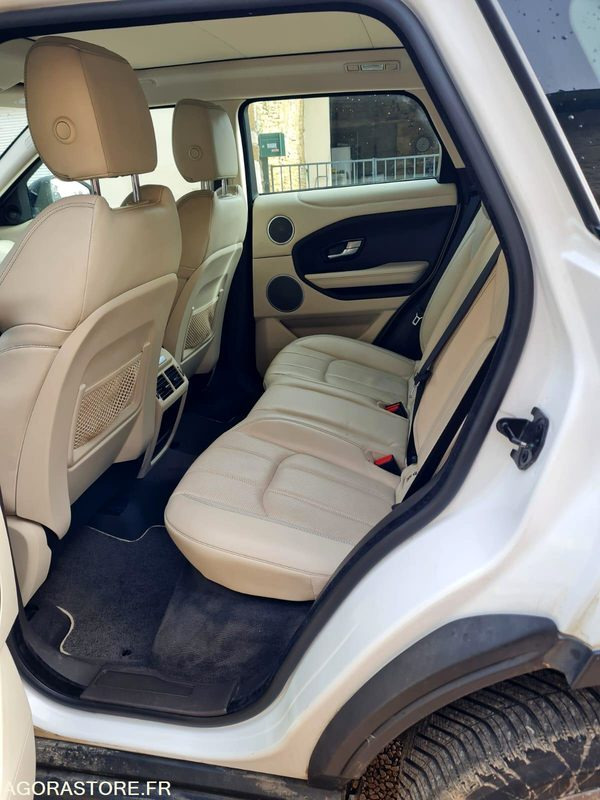 سيارة دفع رباعي Range Rover Evoque: صورة 10 سيارة دفع رباعي Range Rover Evoque: صورة 10