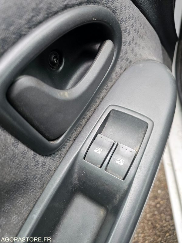 سيارة Renault Clio - 2007 - 264715km - 1918ZN76: صورة 7