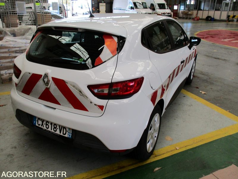 Renault Clio 4 Société - 2013 - 130726 kms - سيارة: صورة 4 Renault Clio 4 Société - 2013 - 130726 kms - سيارة: صورة 4