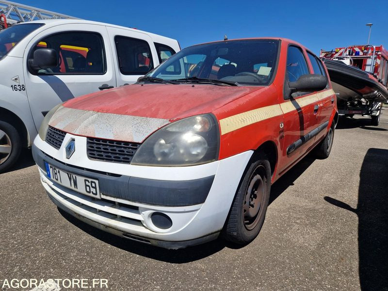 Renault Clio - 781YW69 - سيارة: صورة 1 Renault Clio - 781YW69 - سيارة: صورة 1