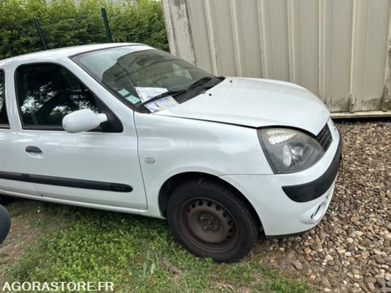 Renault Clio - 906BHF57 - سيارة: صورة 3 Renault Clio - 906BHF57 - سيارة: صورة 3