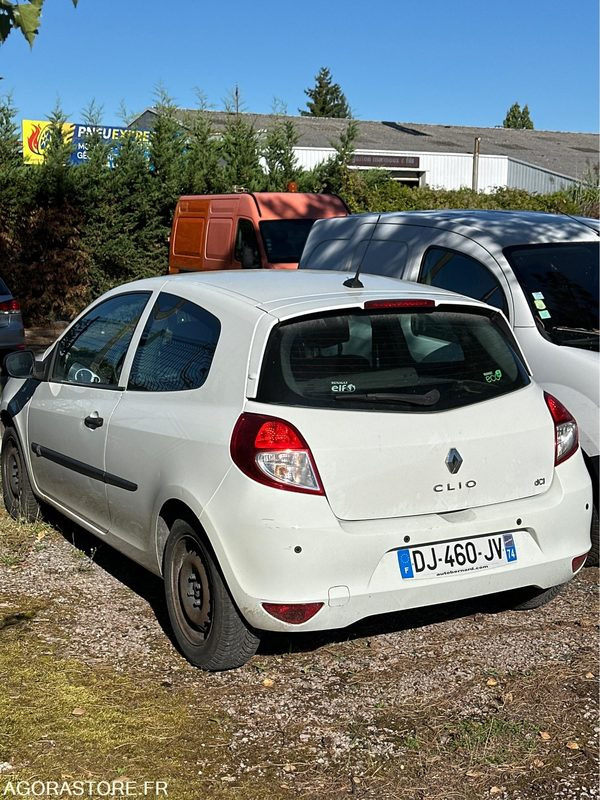 Renault Clio DCI 90 - 2012 - 181569 KM (P0402825 / DJ460JV) - سيارة: صورة 1 Renault Clio DCI 90 - 2012 - 181569 KM (P0402825 / DJ460JV) - سيارة: صورة 1