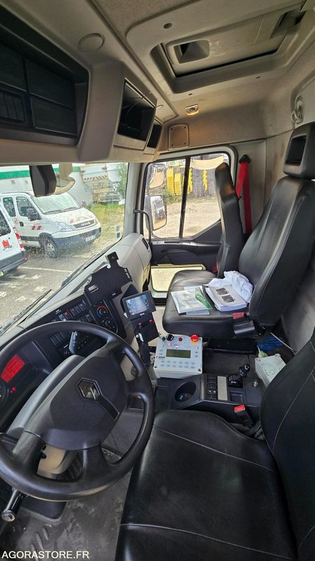شاحنة النفايات Renault D25 Wide BOM - EA913FS: صورة 11