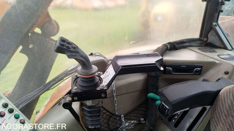 Renault Ergos 446 - 2009 - 12756h - 803CKY31 - جرار: صورة 5 Renault Ergos 446 - 2009 - 12756h - 803CKY31 - جرار: صورة 5