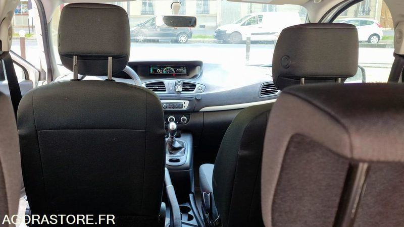Renault Grand Scenic III Phase 2 1.5 dCi eco2 Rallongé - سيارة: صورة 4 Renault Grand Scenic III Phase 2 1.5 dCi eco2 Rallongé - سيارة: صورة 4