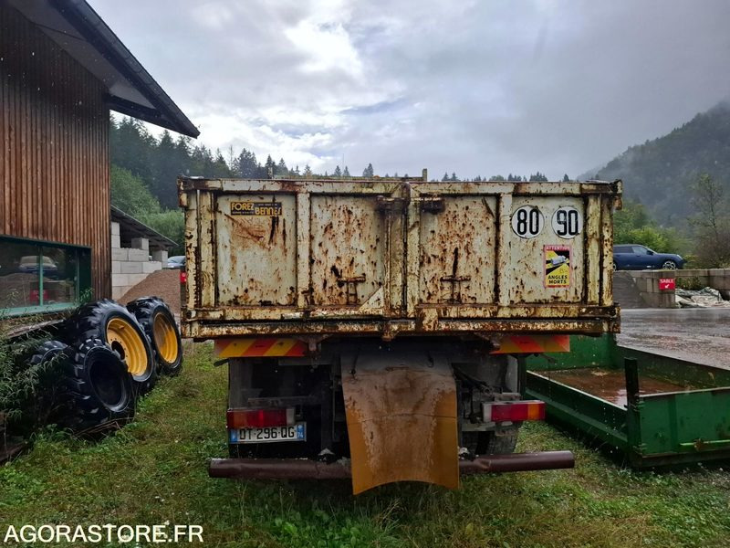 Renault KERAX 2004 - 252967 kms - قلاب صغير: صورة 3 Renault KERAX 2004 - 252967 kms - قلاب صغير: صورة 3