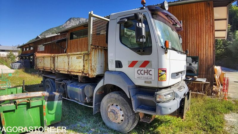 Renault KERAX 2004 - 252967 kms - قلاب صغير: صورة 1 Renault KERAX 2004 - 252967 kms - قلاب صغير: صورة 1