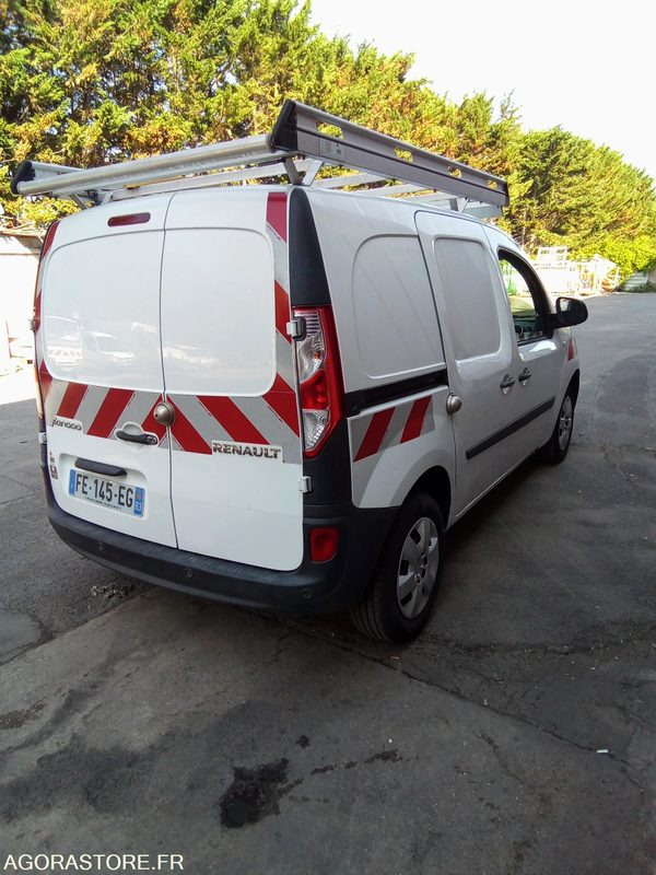 Renault Kangoo 1.5 dci 90 CV 159648 kms clim gps - فان المدمجة: صورة 4 Renault Kangoo 1.5 dci 90 CV 159648 kms clim gps - فان المدمجة: صورة 4