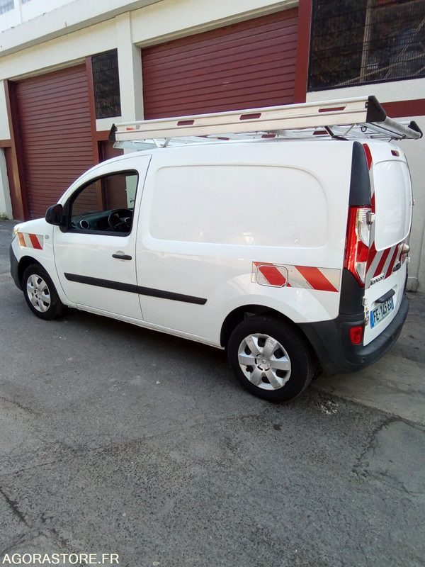 Renault Kangoo 1.5 dci 90 CV 159648 kms clim gps - فان المدمجة: صورة 2 Renault Kangoo 1.5 dci 90 CV 159648 kms clim gps - فان المدمجة: صورة 2
