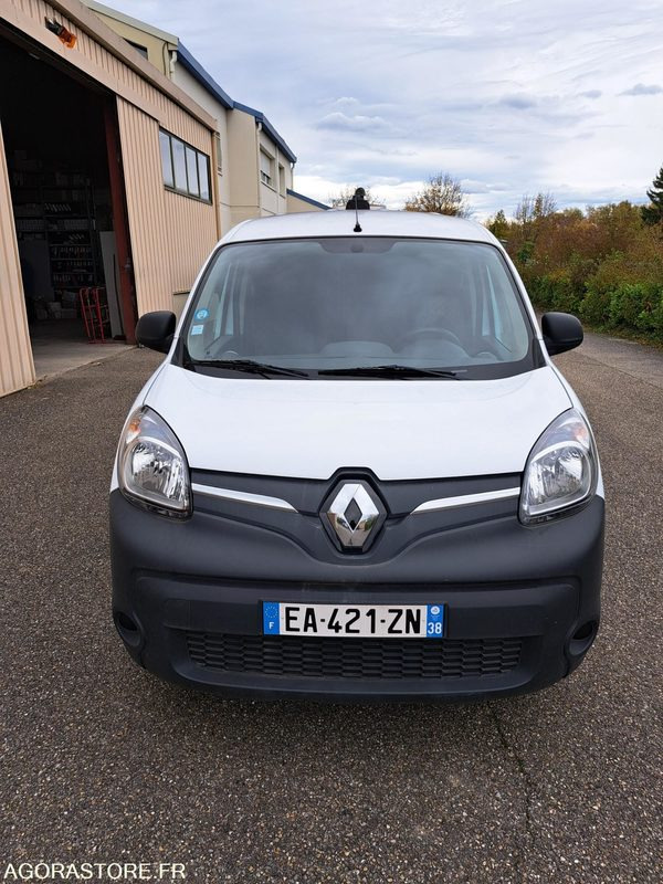 Renault Kangoo - 2016 - 41396kms - فان المدمجة, فان كهربائية: صورة 3 Renault Kangoo - 2016 - 41396kms - فان المدمجة, فان كهربائية: صورة 3
