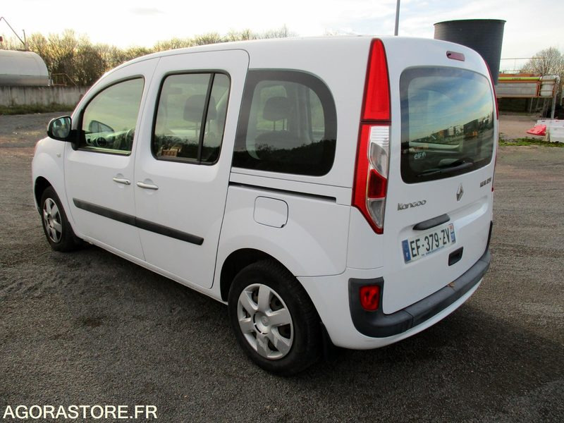 Renault Kangoo - 2016 - 74262 kms - سيارة: صورة 4 Renault Kangoo - 2016 - 74262 kms - سيارة: صورة 4