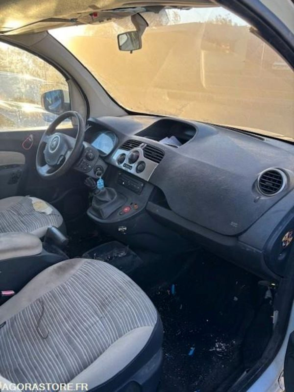 فان المدمجة Renault  Kangoo 5 places: صورة 6