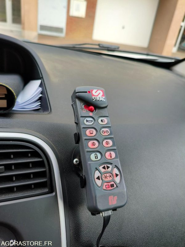 Renault Kangoo II Police municipale 21785 kms 2019 - فان: صورة 5 Renault Kangoo II Police municipale 21785 kms 2019 - فان: صورة 5