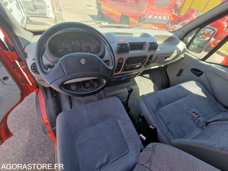 Renault Master -125YR69 Renault Master -125YR69: صورة 6
