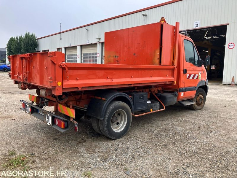 Renault Master - 2005 - 43161kms (P2001716) - شاحنة التوصيل: صورة 2 Renault Master - 2005 - 43161kms (P2001716) - شاحنة التوصيل: صورة 2