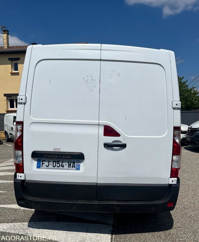 Renault Master L1H1 Grand Confort Blanc - 2019 - 148 030km - فان المدمجة: صورة 4 Renault Master L1H1 Grand Confort Blanc - 2019 - 148 030km - فان المدمجة: صورة 4