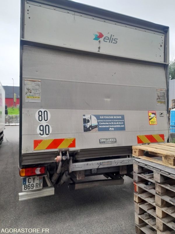 Renault Midlum - 2005 - 685870 Kms - شاحنة: صورة 4 Renault Midlum - 2005 - 685870 Kms - شاحنة: صورة 4