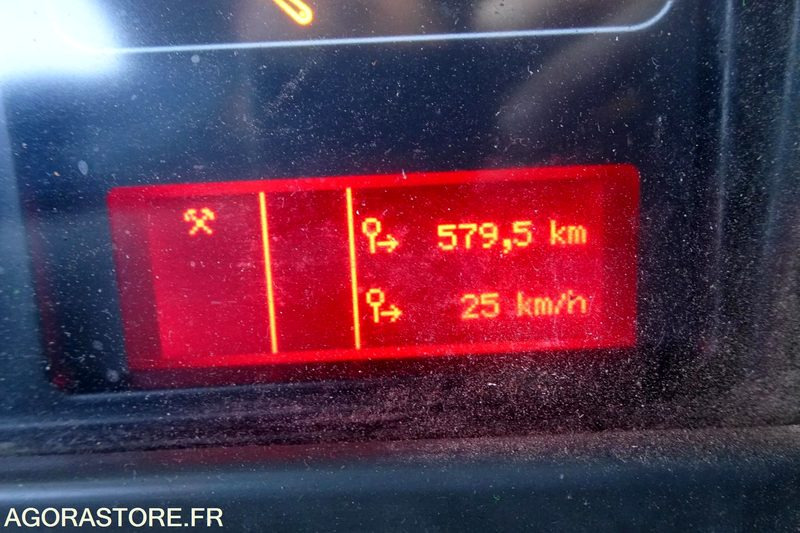 شاحنة النفايات Renault Midlum 220 DXI: صورة 31 شاحنة النفايات Renault Midlum 220 DXI: صورة 31