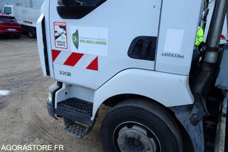 شاحنة النفايات Renault Midlum 220 DXI: صورة 10 شاحنة النفايات Renault Midlum 220 DXI: صورة 10