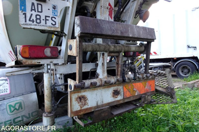 شاحنة النفايات Renault Midlum 220 DXI: صورة 7 شاحنة النفايات Renault Midlum 220 DXI: صورة 7