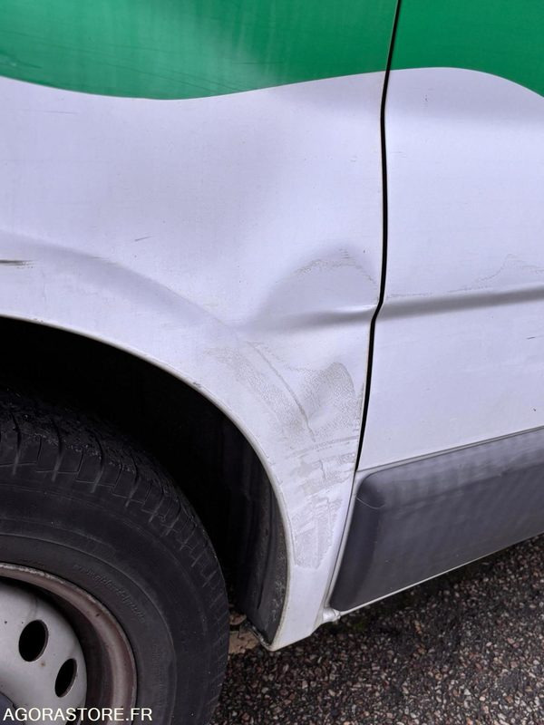 Renault Trafic - 2006 - 52813km - فان: صورة 4 Renault Trafic - 2006 - 52813km - فان: صورة 4