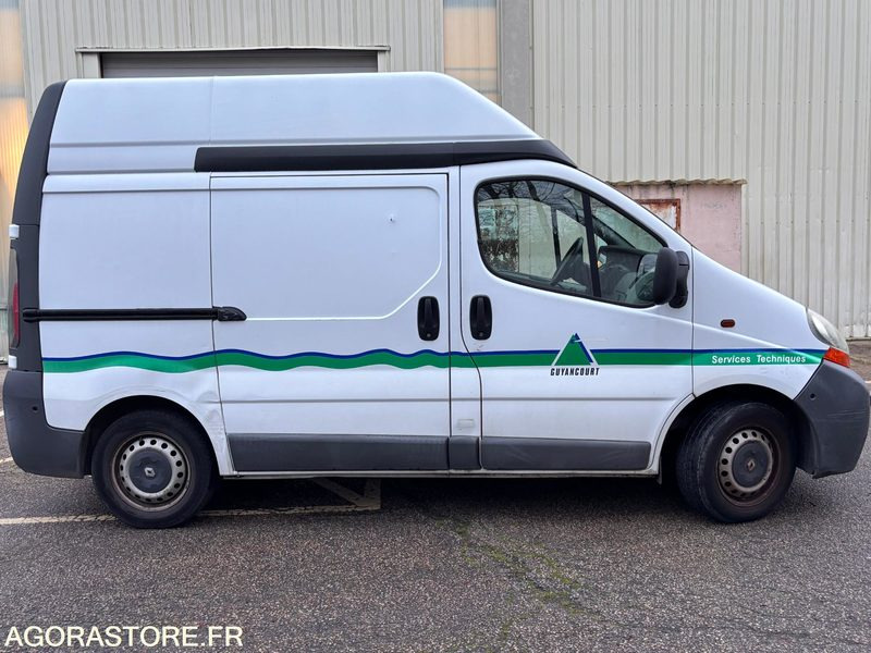 Renault Trafic - 2006 - 52813km - فان: صورة 2 Renault Trafic - 2006 - 52813km - فان: صورة 2