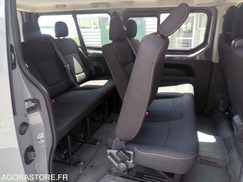 Renault Trafic 2017 114300 kms - حافلة صغيرة, ميكروباص: صورة 4 Renault Trafic 2017 114300 kms - حافلة صغيرة, ميكروباص: صورة 4
