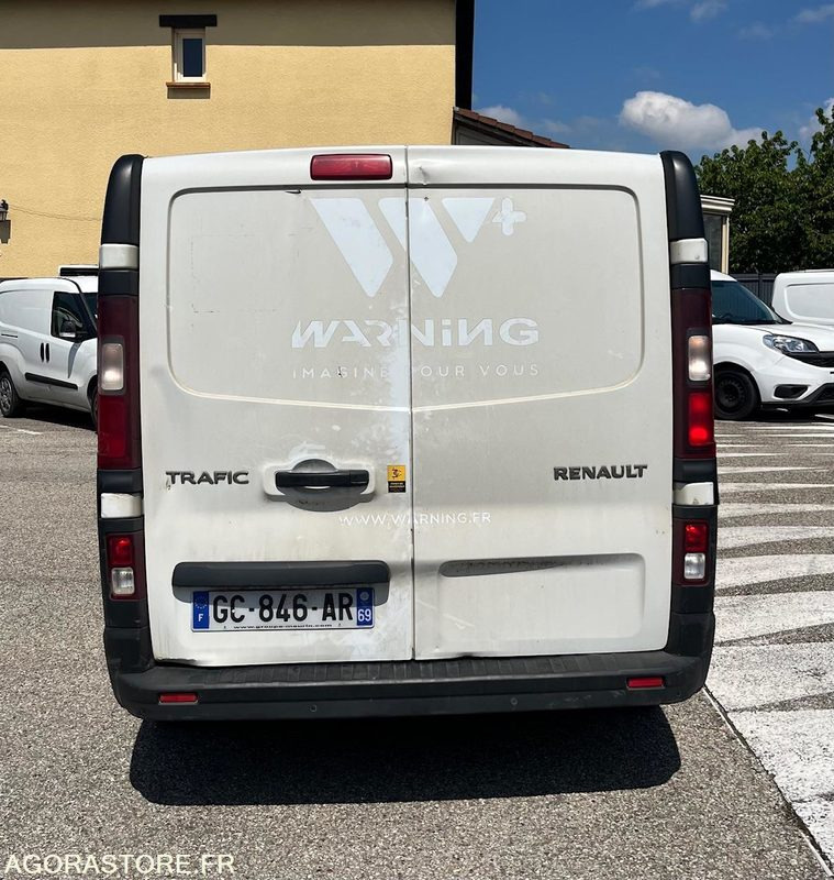 Renault Trafic III L2H1 1200 Energy - 2021 - 161 000km - فان: صورة 3 Renault Trafic III L2H1 1200 Energy - 2021 - 161 000km - فان: صورة 3