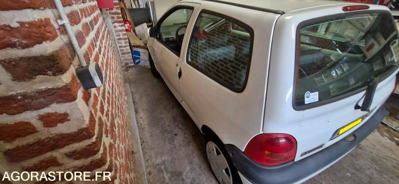 Renault Twingo 2003 93512 km - سيارة: صورة 4 Renault Twingo 2003 93512 km - سيارة: صورة 4