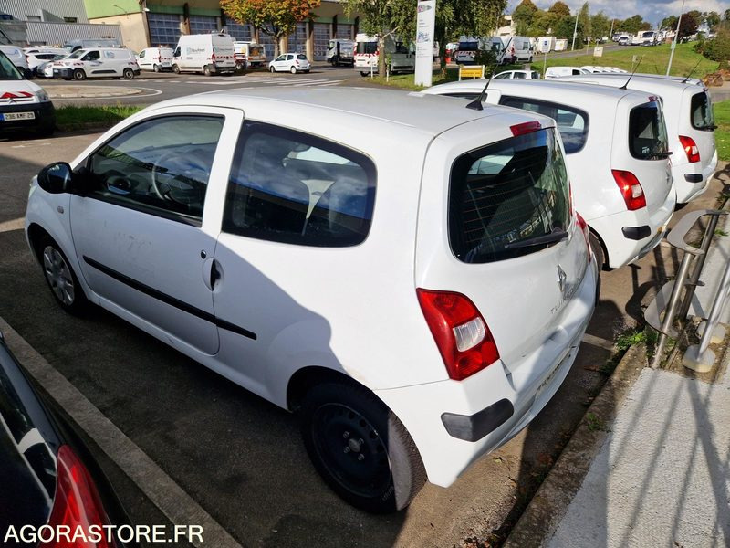 Renault Twingo - 2009 - 101299 - 430AQQ29 - سيارة: صورة 4 Renault Twingo - 2009 - 101299 - 430AQQ29 - سيارة: صورة 4