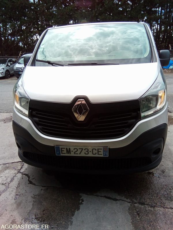 Renault trafic 1.6dci 95 CV 9 places 309336 kms - حافلة صغيرة, ميكروباص: صورة 1 Renault trafic 1.6dci 95 CV 9 places 309336 kms - حافلة صغيرة, ميكروباص: صورة 1