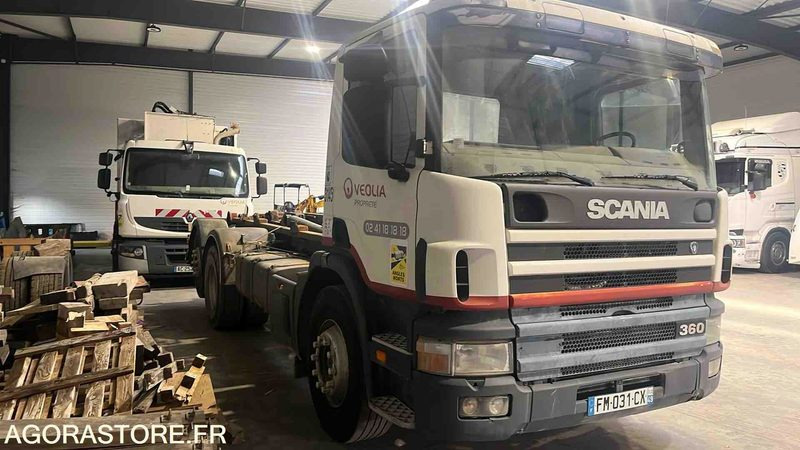 SCANIA B262X39SB - 1999 - 966041 KM - FM-031-CX - وحدة جر: صورة 2 SCANIA B262X39SB - 1999 - 966041 KM - FM-031-CX - وحدة جر: صورة 2