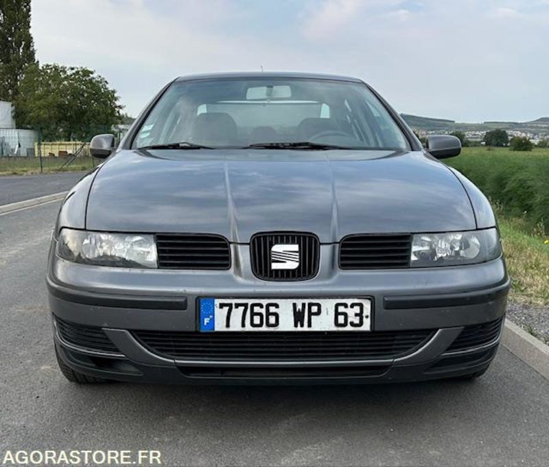 SEAT TOLEDO 1.9 TDI 110 CH - 2000 - 208 500 kms - سيارة: صورة 2 SEAT TOLEDO 1.9 TDI 110 CH - 2000 - 208 500 kms - سيارة: صورة 2