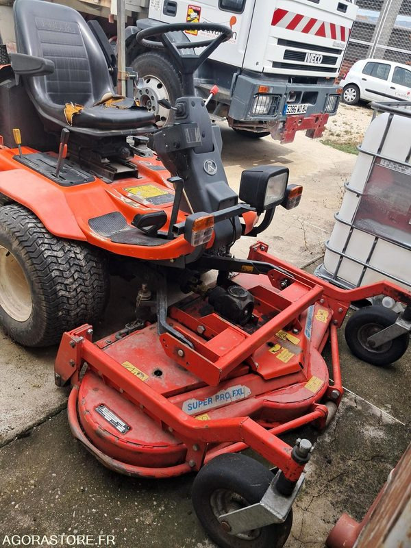 TONDEUSE AUTOPORTEE FRONTALE F3560 KUBOTA - جزازة أعشاب الحدائق: صورة 5 TONDEUSE AUTOPORTEE FRONTALE F3560 KUBOTA - جزازة أعشاب الحدائق: صورة 5