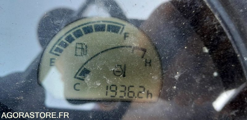TONDEUSE AUTOPORTEE KUBOTA G23 - جزازة أعشاب الحدائق: صورة 4 TONDEUSE AUTOPORTEE KUBOTA G23 - جزازة أعشاب الحدائق: صورة 4