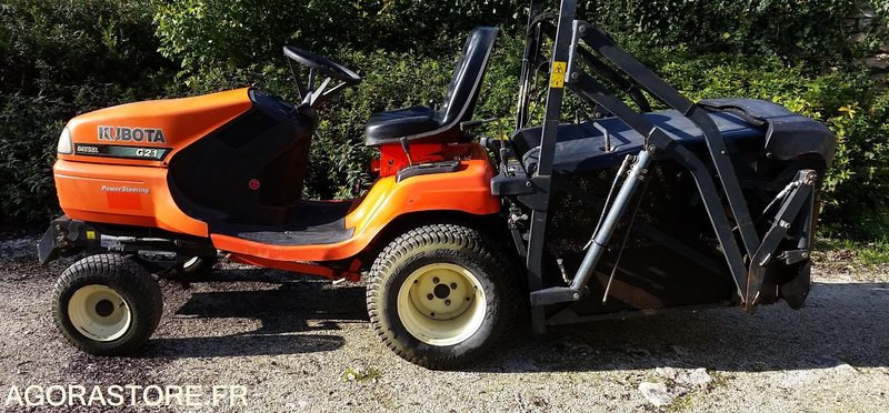 TONDEUSE KUBOTA G21 DIESEL 2007 933H SANS PLATEAU DE COUPE - جزازة أعشاب الحدائق: صورة 3 TONDEUSE KUBOTA G21 DIESEL 2007 933H SANS PLATEAU DE COUPE - جزازة أعشاب الحدائق: صورة 3