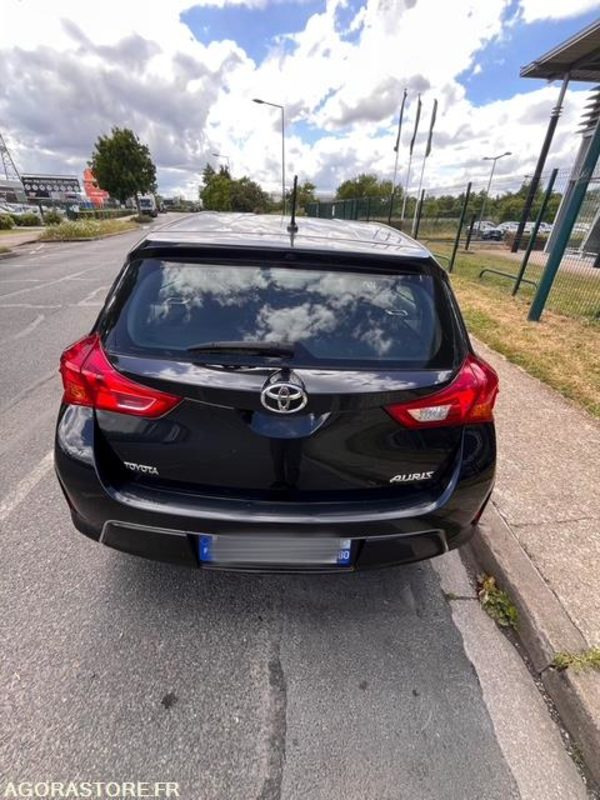 TOYOTA AURIS 90 D 4D - سيارة: صورة 4 TOYOTA AURIS 90 D 4D - سيارة: صورة 4