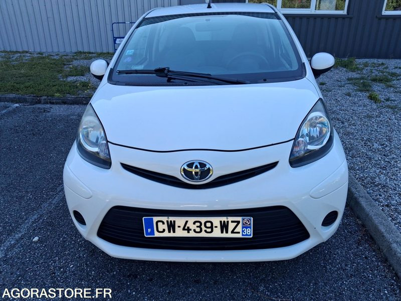 TOYOTA AYGO - فان المدمجة: صورة 1 TOYOTA AYGO - فان المدمجة: صورة 1