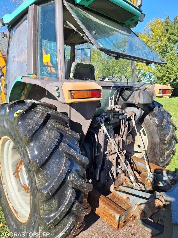 TRACTEUR CHARGEUR MASSEY FERGUSON - 1998 - 13654Heures - جرار: صورة 4 TRACTEUR CHARGEUR MASSEY FERGUSON - 1998 - 13654Heures - جرار: صورة 4