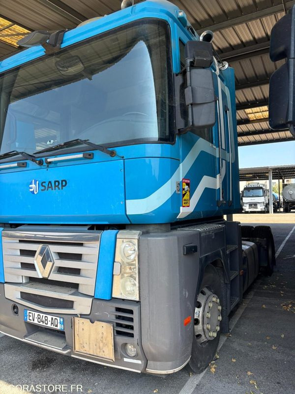 TRACTEUR RENAULT MAGNUM 2007 PAV HUWER EV848AQ (VENTE UNIQUEMENT EXPORT) - وحدة جر: صورة 3 TRACTEUR RENAULT MAGNUM 2007 PAV HUWER EV848AQ (VENTE UNIQUEMENT EXPORT) - وحدة جر: صورة 3
