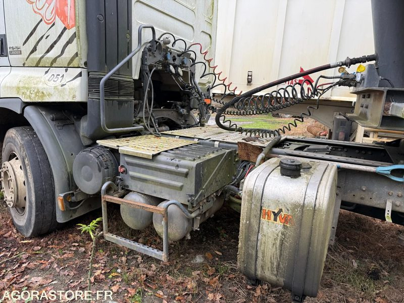 TRACTEUR RENAULT PREMIUM 460 DXI - GROUPE HYDRAULIQUE HYVA - 452000KM - 2014 - وحدة جر: صورة 4 TRACTEUR RENAULT PREMIUM 460 DXI - GROUPE HYDRAULIQUE HYVA - 452000KM - 2014 - وحدة جر: صورة 4