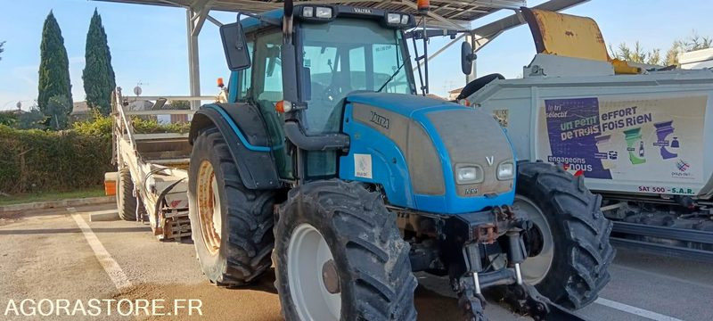 TRACTEUR VALTRA N101H CH-668EQ + CRIBLEUSE CANICAS T230H T141 6334H AM 2007 - جرار: صورة 1 TRACTEUR VALTRA N101H CH-668EQ + CRIBLEUSE CANICAS T230H T141 6334H AM 2007 - جرار: صورة 1