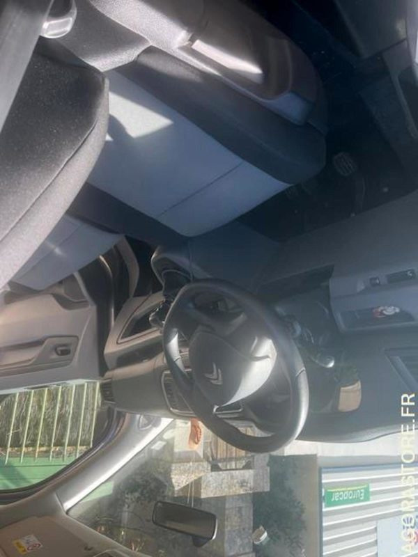 TTC / 0% TVA - MINIBUS CITROEN JUMPY SPACETOURER 1.5L BHDI - 4 portes - 2019 - حافلة صغيرة, ميكروباص: صورة 4 TTC / 0% TVA - MINIBUS CITROEN JUMPY SPACETOURER 1.5L BHDI - 4 portes - 2019 - حافلة صغيرة, ميكروباص: صورة 4