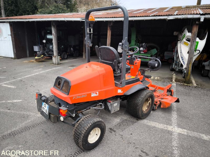 Tondeuse KUBOTA F3680 3688 heures 2013 - جزازة أعشاب الحدائق: صورة 1 Tondeuse KUBOTA F3680 3688 heures 2013 - جزازة أعشاب الحدائق: صورة 1